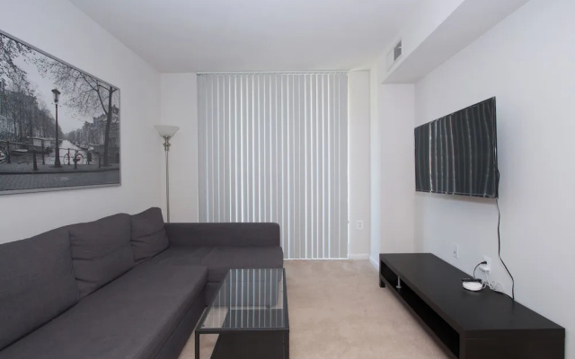 photo 3 of Pentagon Luxe Apartments
