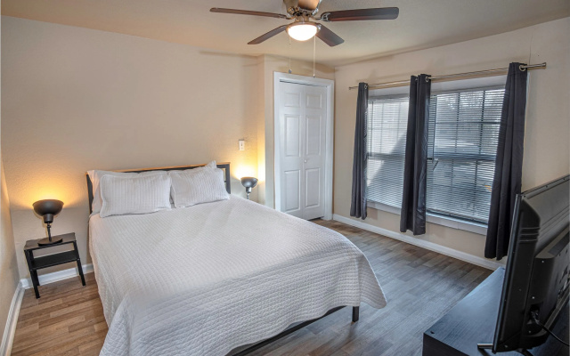 photo 2 of Nice 3br/2ba Near Downtown 2 min At&t Center