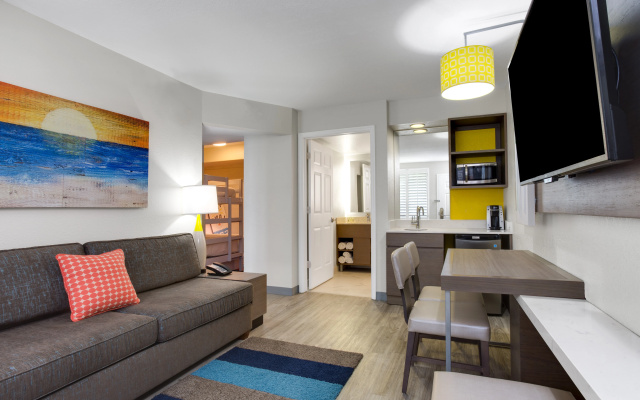 photo 3 of Holiday Inn Resort Orlando Suites - Waterpark by IHG