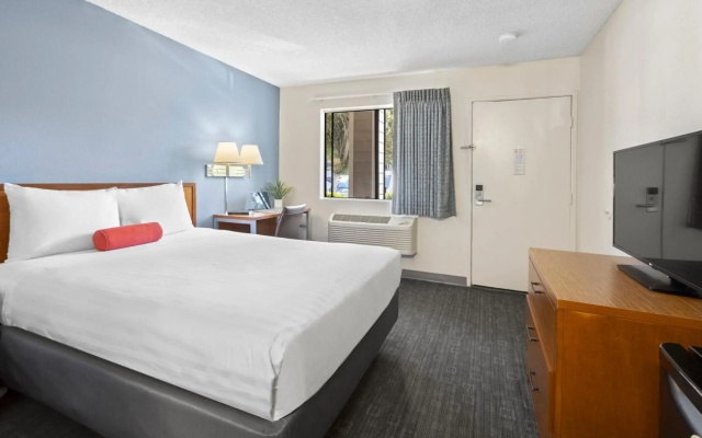 photo 5 of Nob Hill Hotel