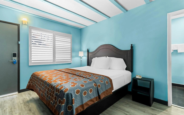 photo 3 of NOHO Hotel