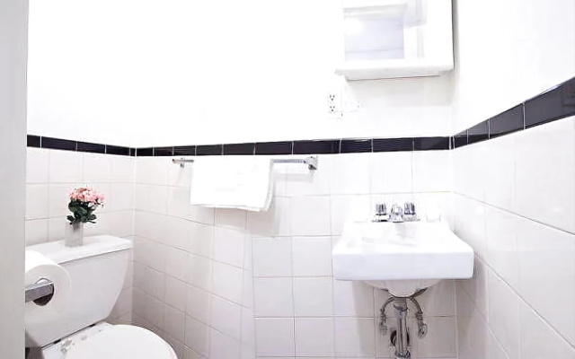 photo 5 of Nolita 4 Bedroom Apartment With Terrace, Sleeps 8