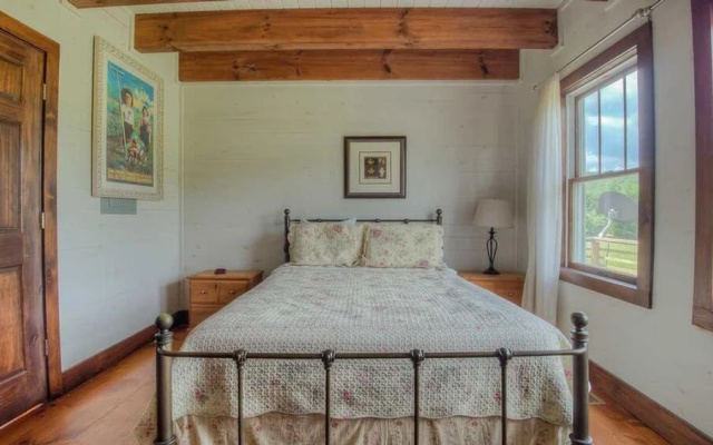 photo 3 of Noontootla Cottage by Escape to Blue Ridge