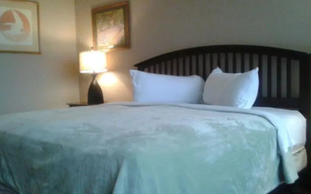 photo 3 of North American Motor Inn