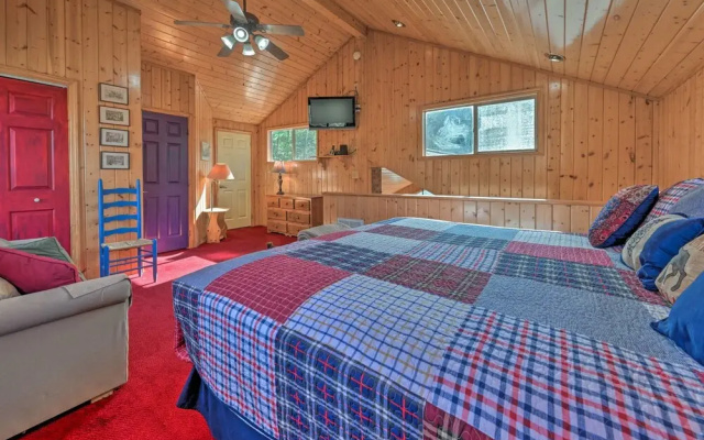 photo 4 of North Carolina Escape w/ Deck, Grill & Fire Pit!
