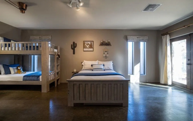 photo 3 of North Scottsdale On 70th Pl 5 Bedroom Home by RedAwning