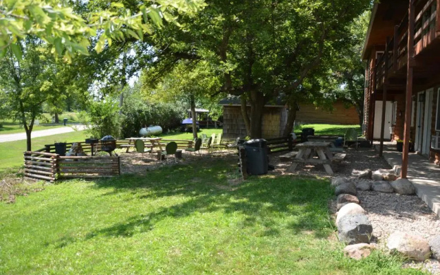 photo 2 of Northland Inn