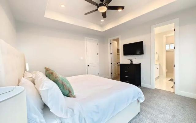 photo 3 of Northside Retreat Chic 3 Bdr, Pet Friendly!