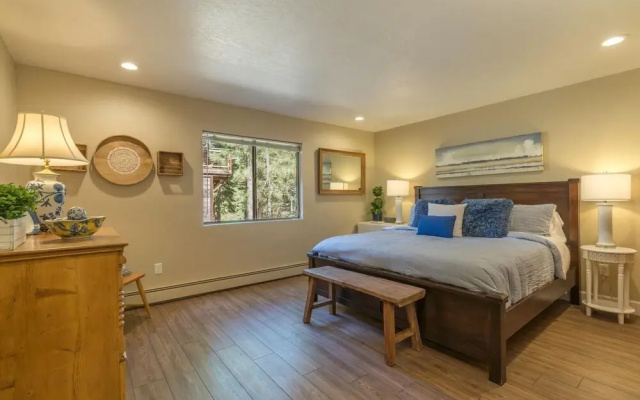 photo 2 of Northstar Mountain Getaway - 4 Br Home