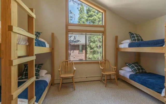photo 3 of Northstar Mountain Getaway - 4 Br Home