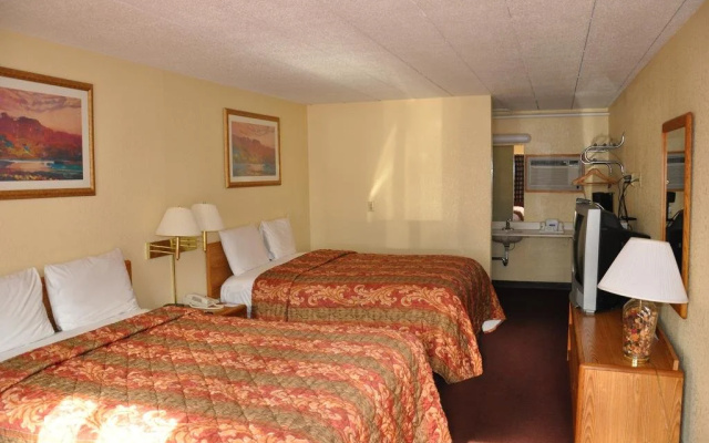 photo 5 of Holiday Inn Express & Suites Bloomington W Mall