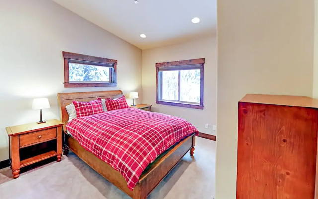 photo 5 of Northwoods - 3 Br Home