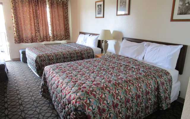 photo 4 of Northwoods Motel