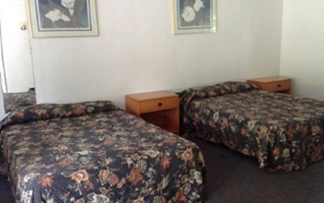 photo 2 of Norwich Motor Lodge
