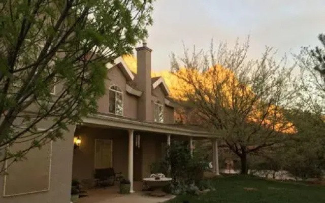 photo 3 of Novel House Inn at Zion
