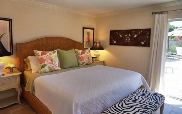 photo 4 of NP100TH 712 3 Bedroom Holiday Home by Marco Naples Vacation Homes