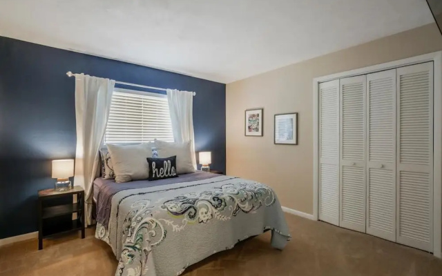 photo 5 of NP97th 689 3 Bedroom Holiday Home by Marco Naples Vacation Homes