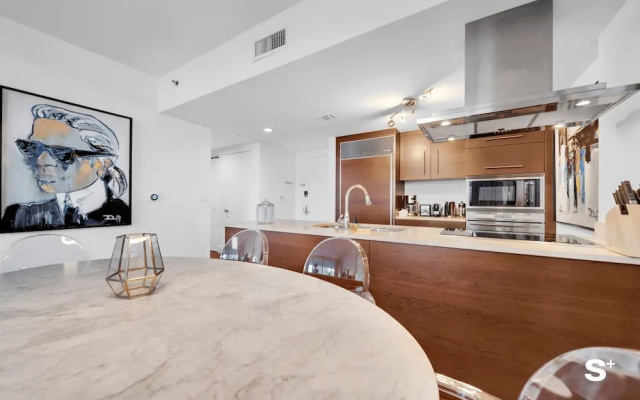 photo 2 of Nuovo Miami Apartments at Icon Brickell