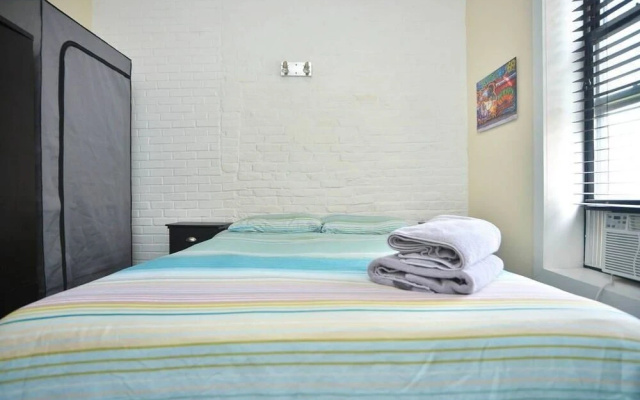 photo 2 of NY001 3 Bedroom Apartment By Senstay