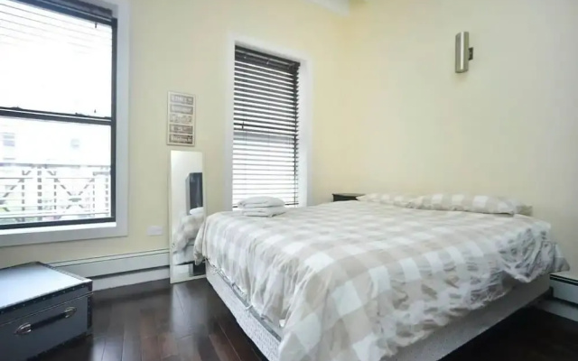photo 4 of NY001 3 Bedroom Apartment By Senstay