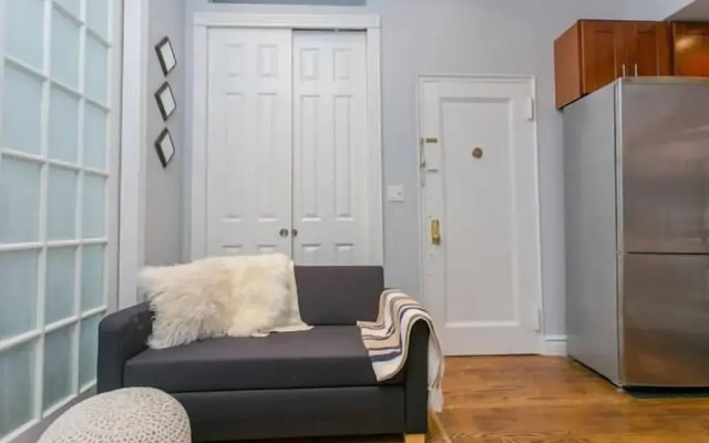 photo 3 of NY060 1 Bedroom Apartment By Senstay