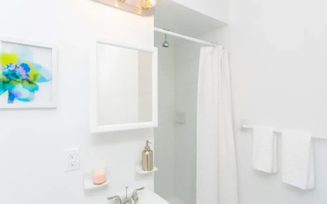 photo 4 of NY061 2 Bedroom Apartment By Senstay