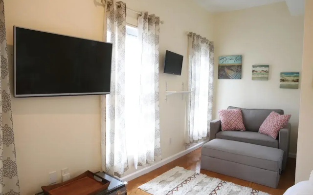 photo 2 of NY081 3 Bedroom Apartment By Senstay