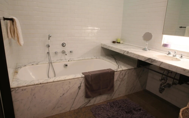 photo 5 of NY081 3 Bedroom Apartment By Senstay