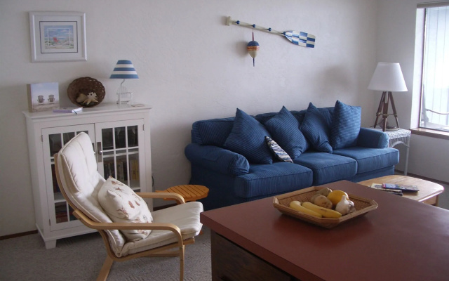 photo 2 of Nye Beach Condos at Pacific Crest