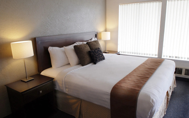 photo 5 of Nye Beach Condos at Pacific Crest