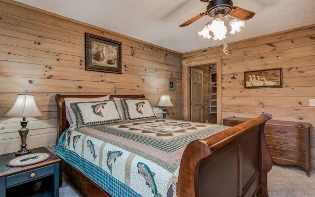 photo 3 of O Leary's Hideaway - 2 Br cabin