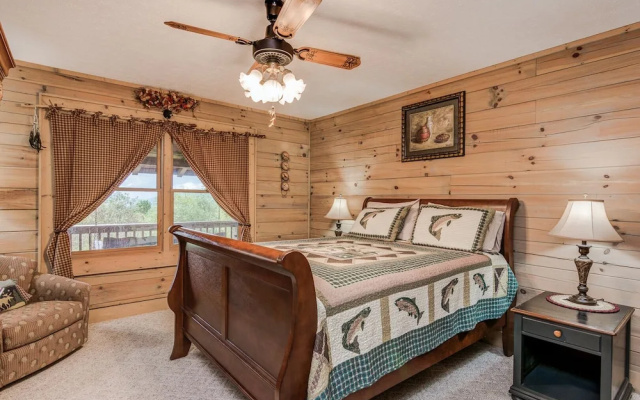 photo 4 of O Leary's Hideaway - 2 Br cabin