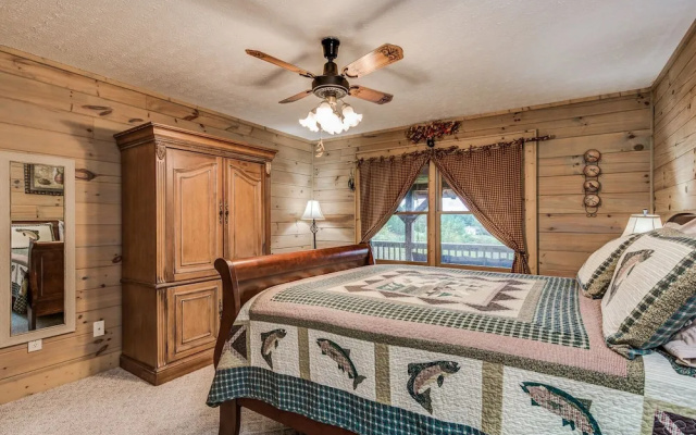 photo 5 of O Leary's Hideaway - 2 Br cabin