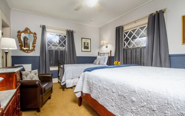 photo 4 of Oak Hill Bed & Breakfast