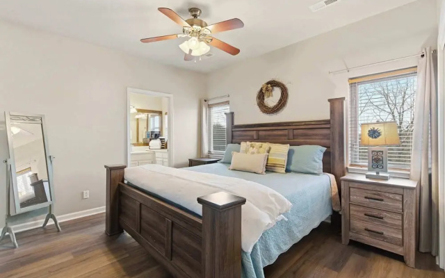 photo 5 of Oak Lane Escape - Branson - Resort Condo on Golf Course w/ Endless Amenities