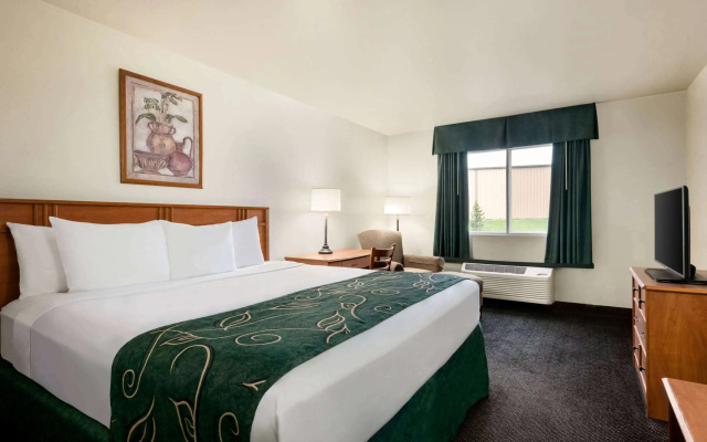 photo 5 of Travelodge by Wyndham Clinton Valley West Court