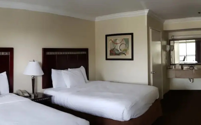 photo 5 of Oak Tree Inn