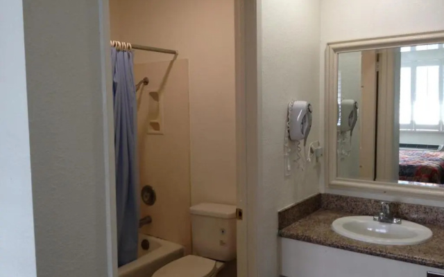 photo 5 of Scottish Inns Long Beach