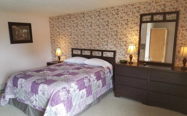 photo 3 of Oakes Oramel Inn