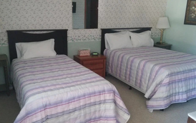 photo 5 of Oakes Oramel Inn