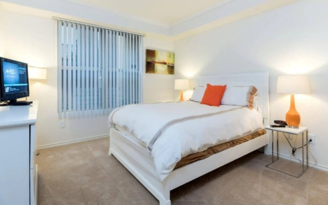 photo 2 of Global Luxury Suites at San Fernando