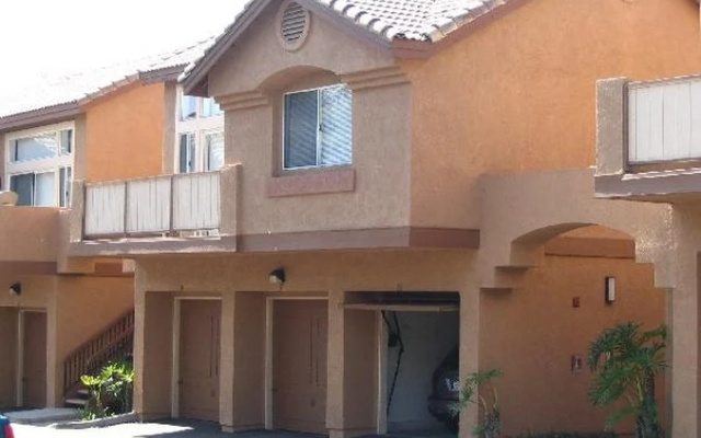 photo 2 of Oakwood at las Palmas Apartments