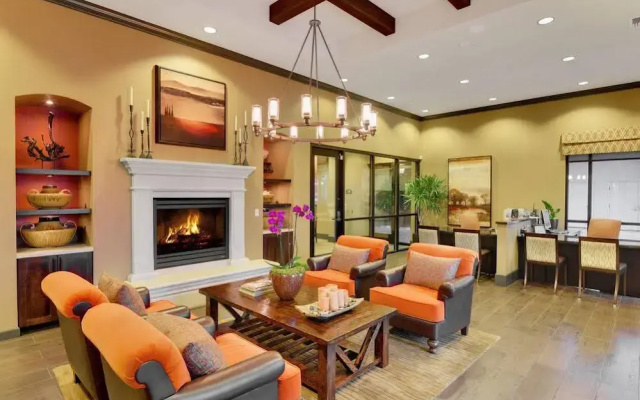 photo 2 of Oakwood At Via