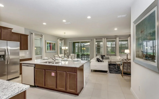 photo 4 of Oakwood Street Villa Solterra 1