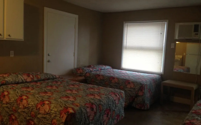 photo 5 of Oasis Motel