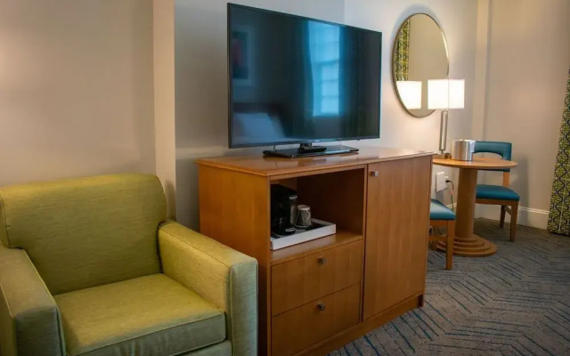 photo 2 of Oasis Resort Gulfport