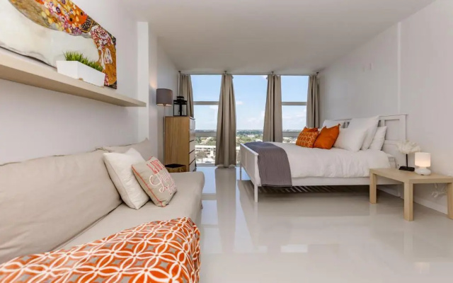 photo 5 of Ocean Beach Condo 3BR On the Sand 911