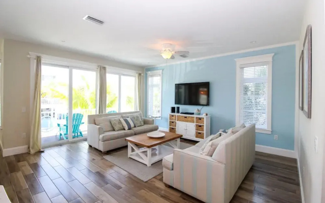 photo 3 of Ocean Breeze