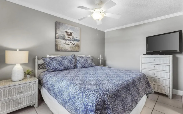 photo 5 of Ocean House 1903 2 Bedroom Condo by RedAwning