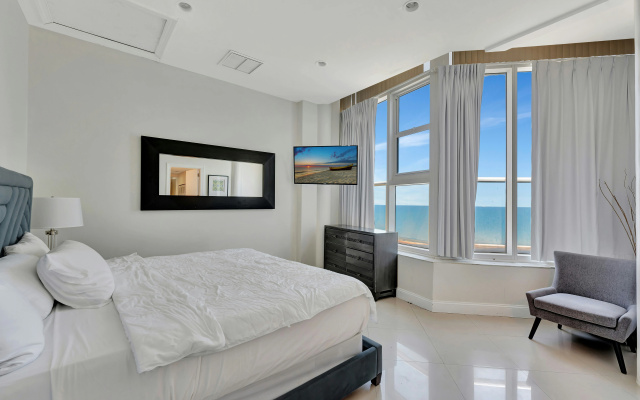 photo 5 of Ocean Manor Beach Hotel